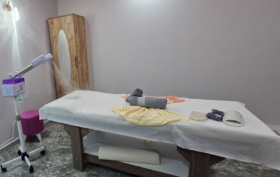 Este Tek Masaj Salonu & Spa